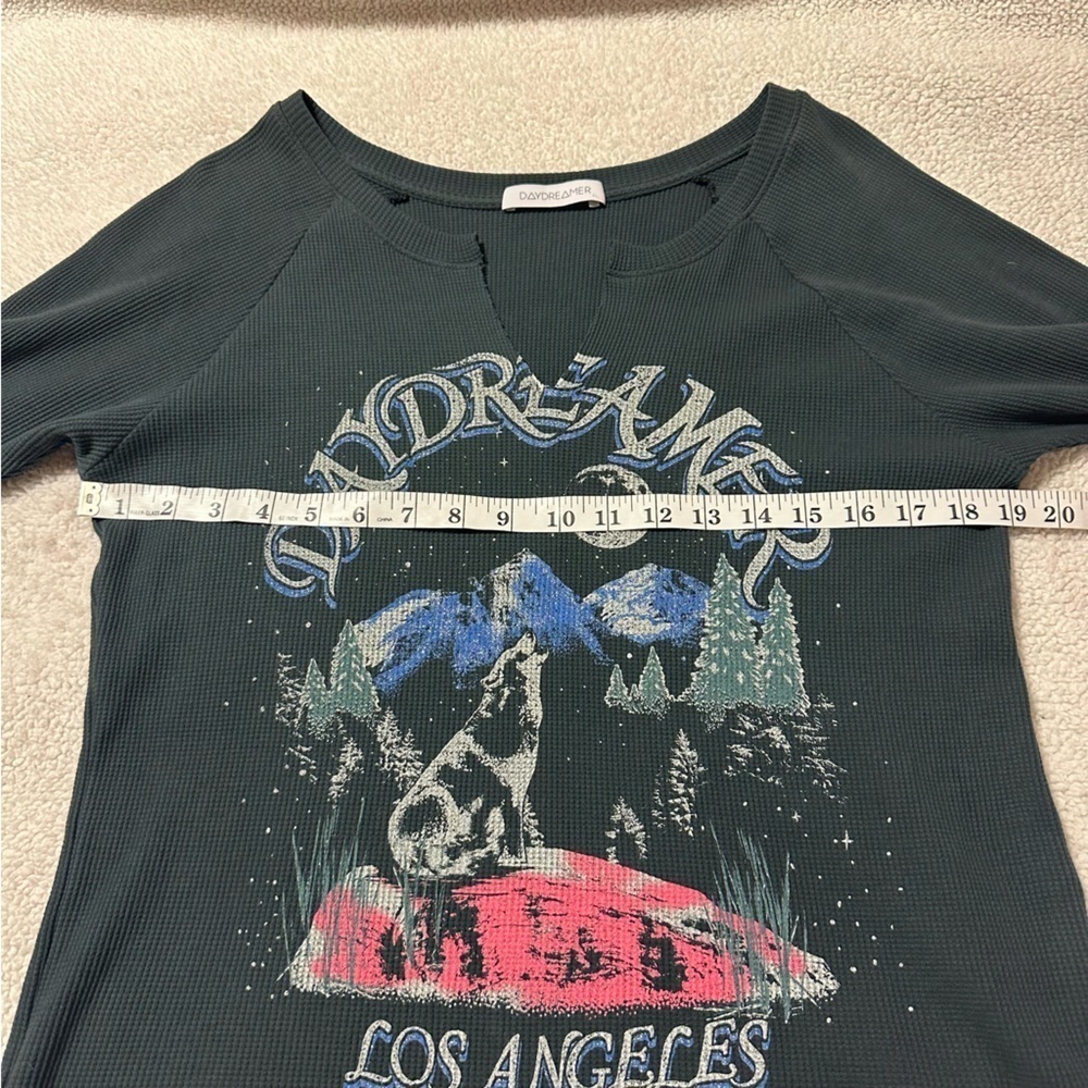 Daydreamer Los Angeles Gray Lone Wolf Graphic Long Sleeve Thermal Shirt Tee - Picture 6 of 11